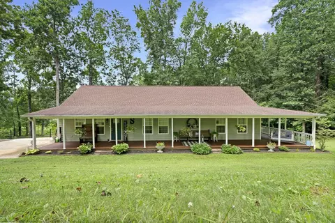240 Scenic Dr, Dayton, TN 37321