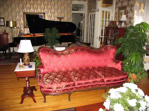 Living - 1019 E Main St, Murfreesboro, TN 37130 photo 1 of 6
