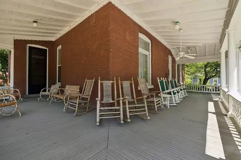 Exterior - 1019 E Main St, Murfreesboro, TN 37130 photo 11 of 20