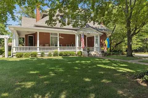 Exterior - 1019 E Main St, Murfreesboro, TN 37130 photo 9 of 20