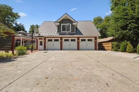 Exterior - 1019 E Main St, Murfreesboro, TN 37130 photo 19 of 20
