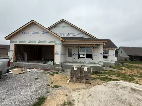 91 Hilltop St, Manchester, TN 37355