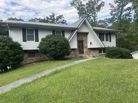 8231 Cavan Cir, Chattanooga, TN 37421