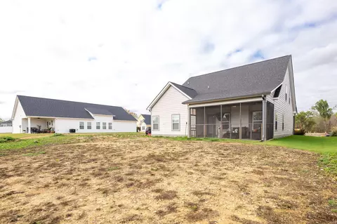1040 Silverpine Dr, Chattanooga, TN 37421 photo 33