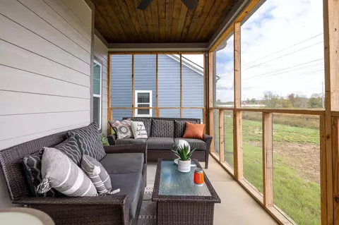 1040 Silverpine Dr, Chattanooga, TN 37421 photo 29