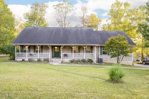 8140 Graham Rd, Chattanooga, TN 37421