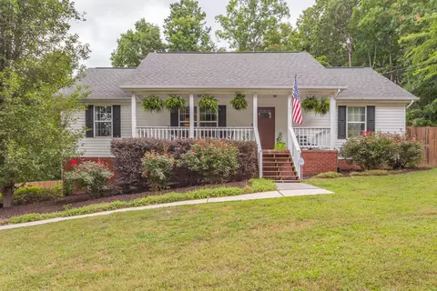 190 Dalewood Cir, Chickamauga, GA 30707