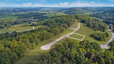 45 The Gates Dr, Decatur, TN 37322