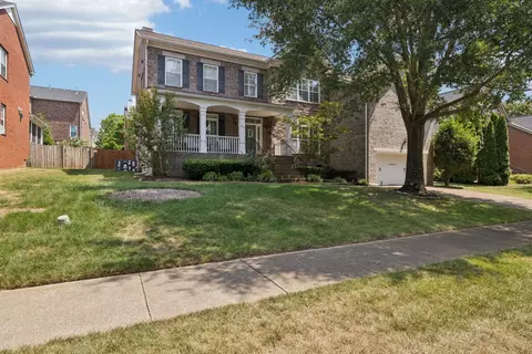 2010 Brewster Dr, Franklin, TN 37067
