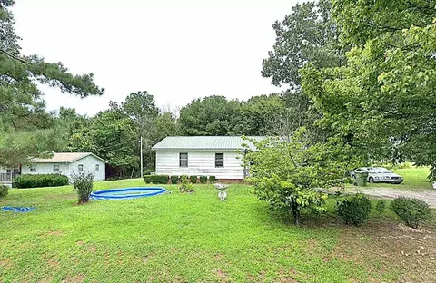 22 Elmer Miller Rd, Trenton, TN 38382