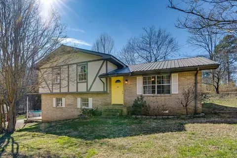 1857 W Cove Rd, Chickamauga, GA 30707