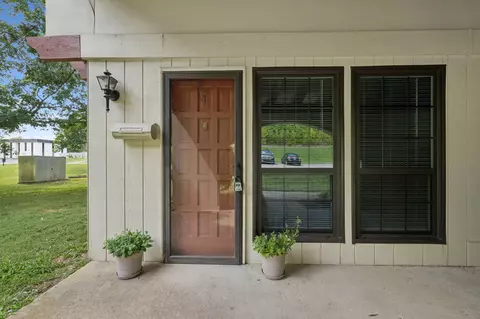 210 Old Hickory Blvd #1, Nashville, TN 37221