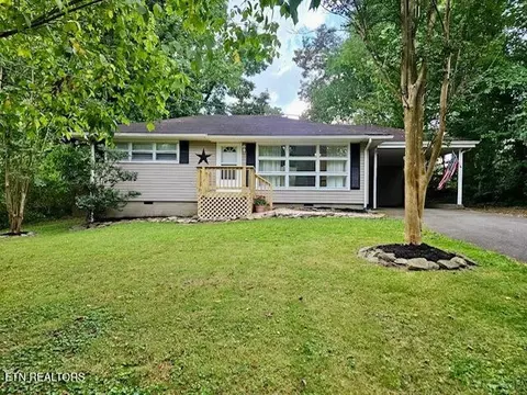309 Devaney Ln, Oliver Springs, TN 37840