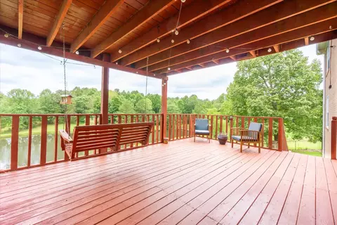 Exterior - 4100 River Rd, Baxter, TN 38544 photo 6 of 9