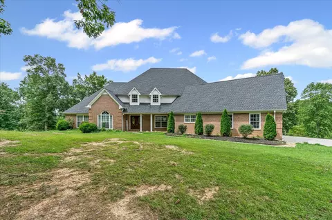 Exterior - 4100 River Rd, Baxter, TN 38544 photo 4 of 9