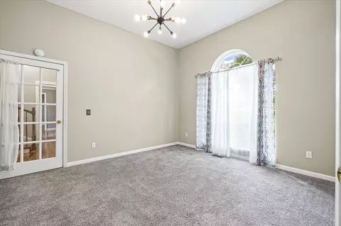 Living - 4100 River Rd, Baxter, TN 38544 photo 4 of 6