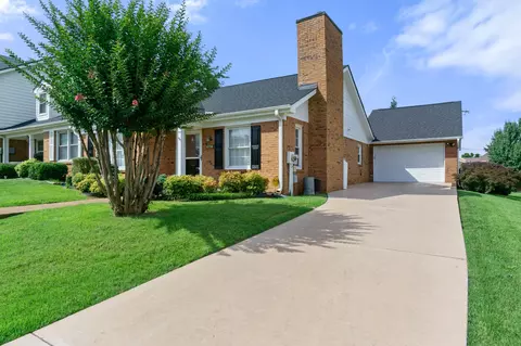 6756 Hickory Manor Cir, Chattanooga, TN 37421