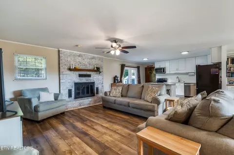 7203 Deville Way, Powell, TN 37849 photo 6