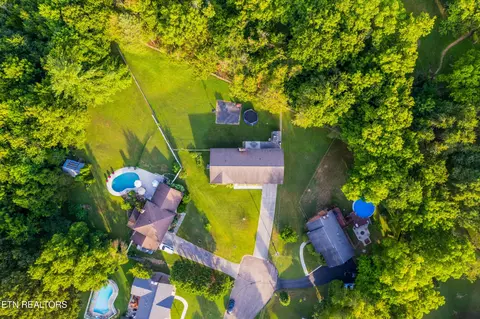 7203 Deville Way, Powell, TN 37849 photo 25