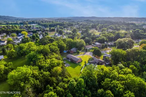 7203 Deville Way, Powell, TN 37849 photo 27