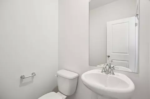 Bath - 7136 Cedarcrest Ct, Fairview, TN 37062 photo 1 of 5