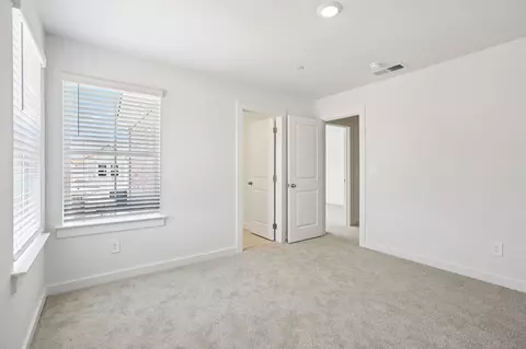 Bedroom - 7136 Cedarcrest Ct, Fairview, TN 37062 photo 4 of 7