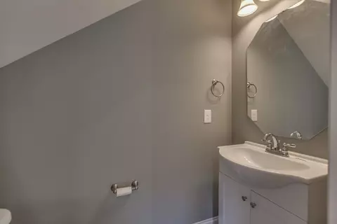 Bath - 2126 Gracie Bug Loop, Murfreesboro, TN 37128 photo 3 of 3