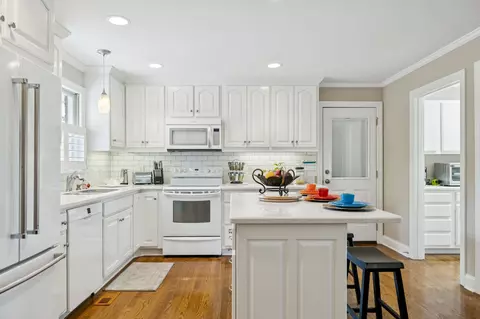 Kitchen - 1336 Sharp Springs Rd, Decherd, TN 37324 photo 7 of 7