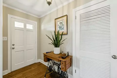 Entry Way - 1336 Sharp Springs Rd, Decherd, TN 37324 photo 1 of 4