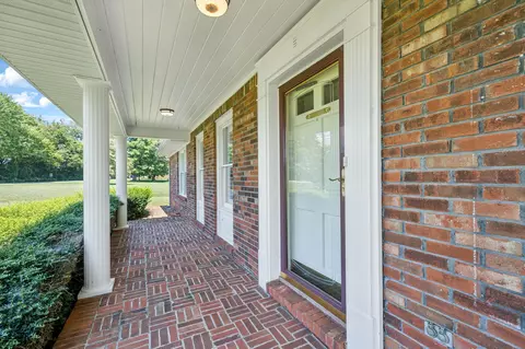Exterior - 1336 Sharp Springs Rd, Decherd, TN 37324 photo 8 of 34