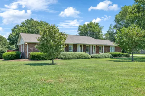 Exterior - 1336 Sharp Springs Rd, Decherd, TN 37324 photo 7 of 34