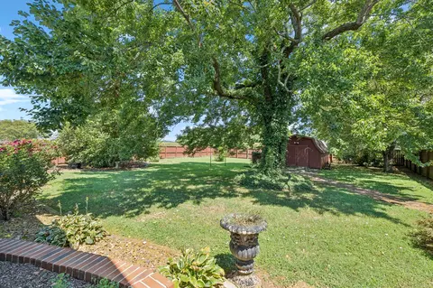 Exterior - 1336 Sharp Springs Rd, Decherd, TN 37324 photo 27 of 34