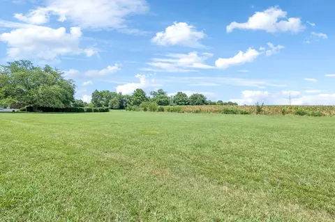 Exterior - 1336 Sharp Springs Rd, Decherd, TN 37324 photo 12 of 34