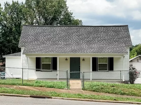 512 Main Ave N, Fayetteville, TN 37334