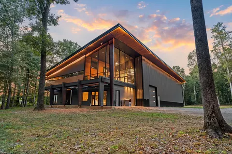 4248 Highway 47 N, Charlotte, TN 37036