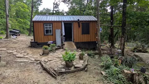 9587 Sr 50, Pelham, TN 37366