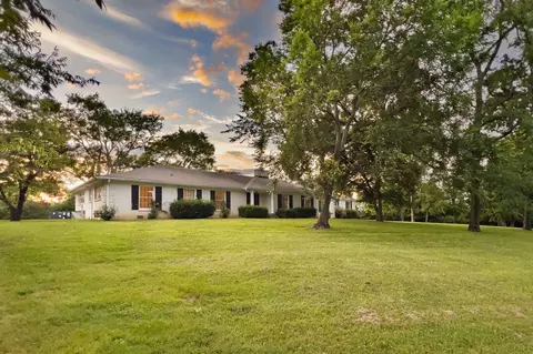 130 Winwood Dr, Lebanon, TN 37087