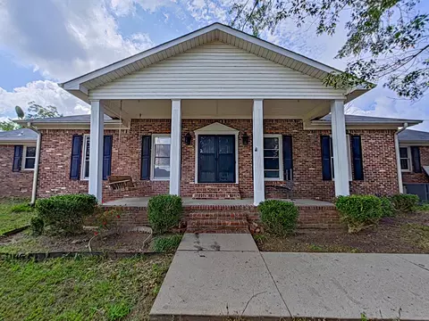 5 Hodge Dr, Fayetteville, TN 37334