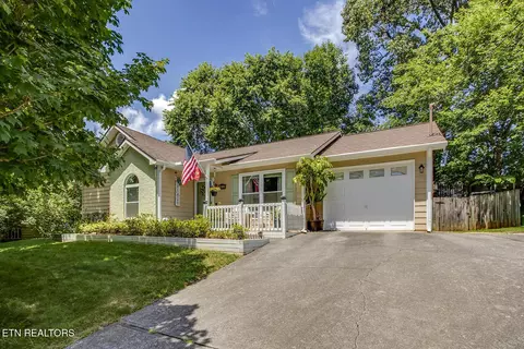 6013 Woodbark Trce, Knoxville, TN 37921