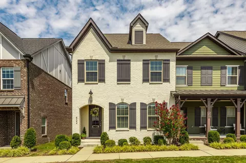 432 Longstone Rd, Gallatin, TN 37066