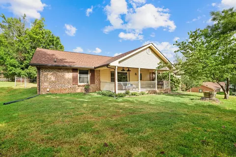 1775 Auburn Dr, Clarksville, TN 37043