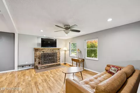 7901 Ewing Rd, Powell, TN 37849 photo 4