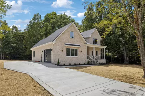 1045 Twin Pine Rd, Dickson, TN 37055