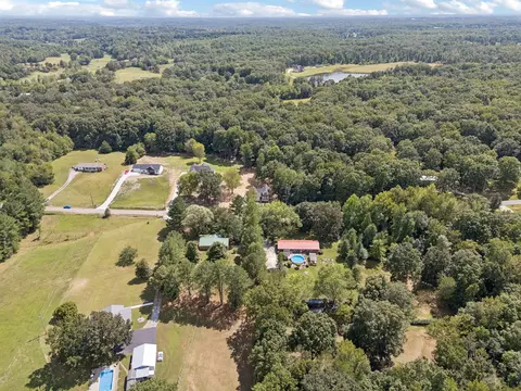View/Area - 1045 Twin Pine Rd, Dickson, TN 37055 photo 4 of 5