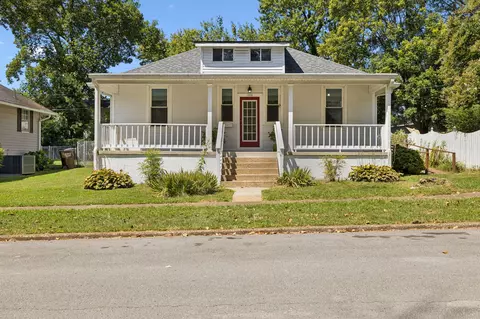 1404 Birdsall St, Old Hickory, TN 37138
