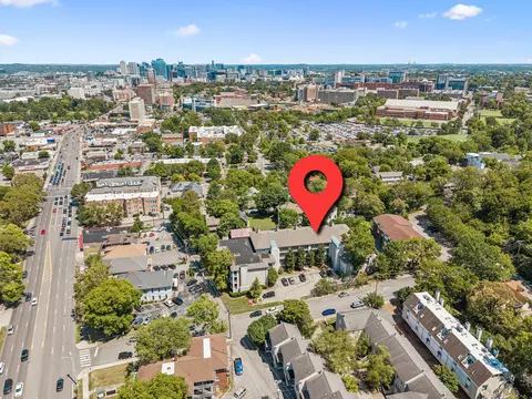 407 Rose Hall, Nashville, TN 37212