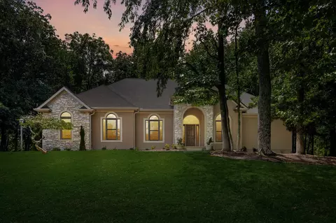 63 Valley Brook Dr, Hendersonville, TN 37075