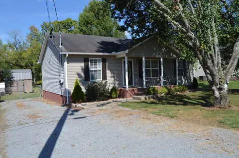 300 Canova Dr, Shelbyville, TN 37160