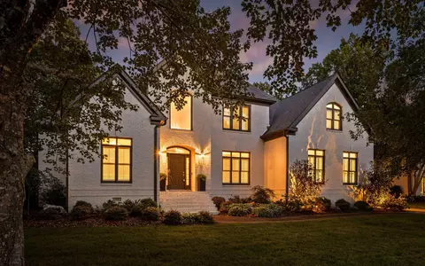 103 Brow View Ln, Signal Mountain, TN 37377