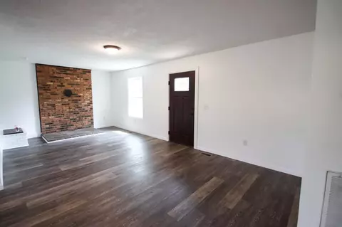 335 Meeks St, Doyle, TN 38559 photo 5